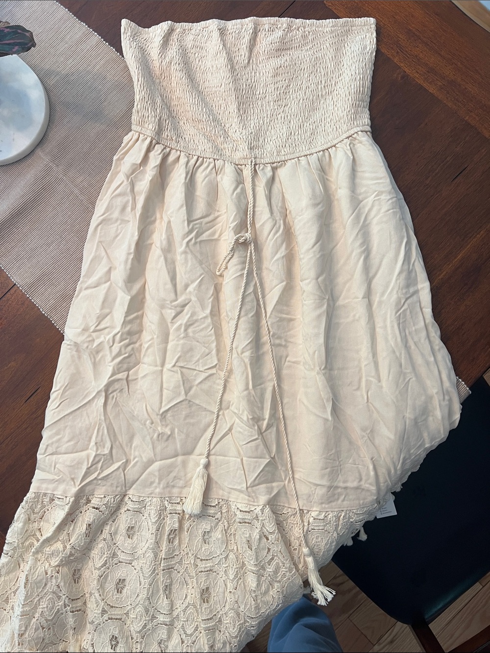 Women’s Cream Strapless Dress with Lace Hem